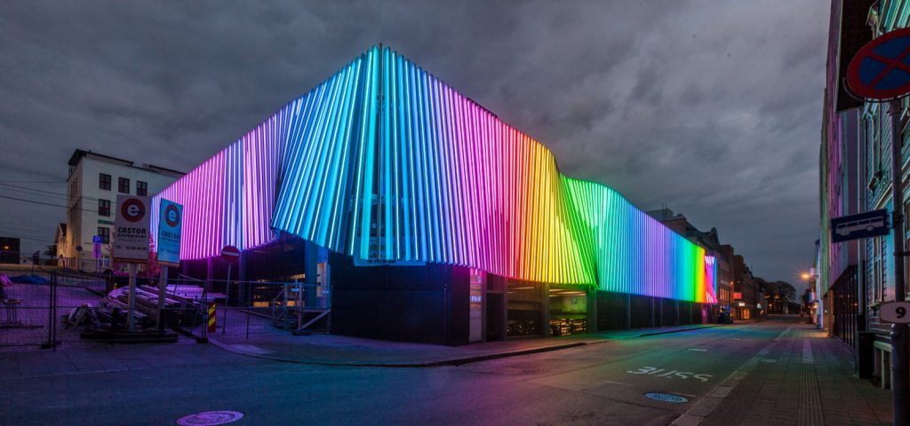 پیمانکار نما . اصول نورپردازی در اجرای نمای ساختمان